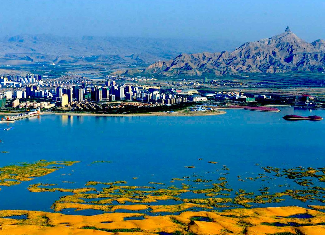 乌海，繁荣与挑战并存的城市探索